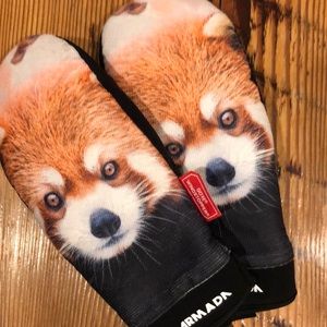 Red panda snowboard ski mittens